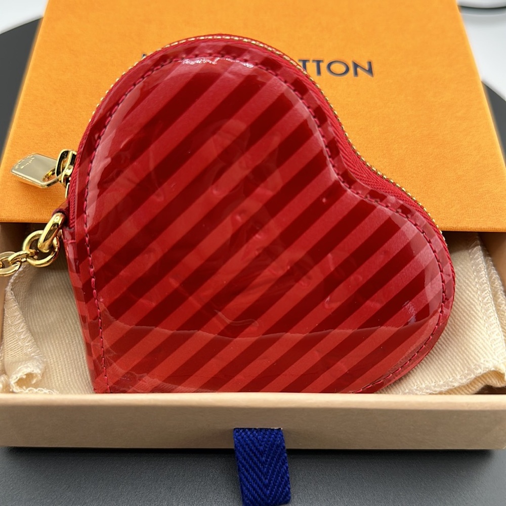 Louis Vuitton Vernis Rayures Coeur Heart Coin Purse Authentic Limited Edition - Picture 10 of 14